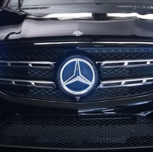 Meet your Posher, Clara